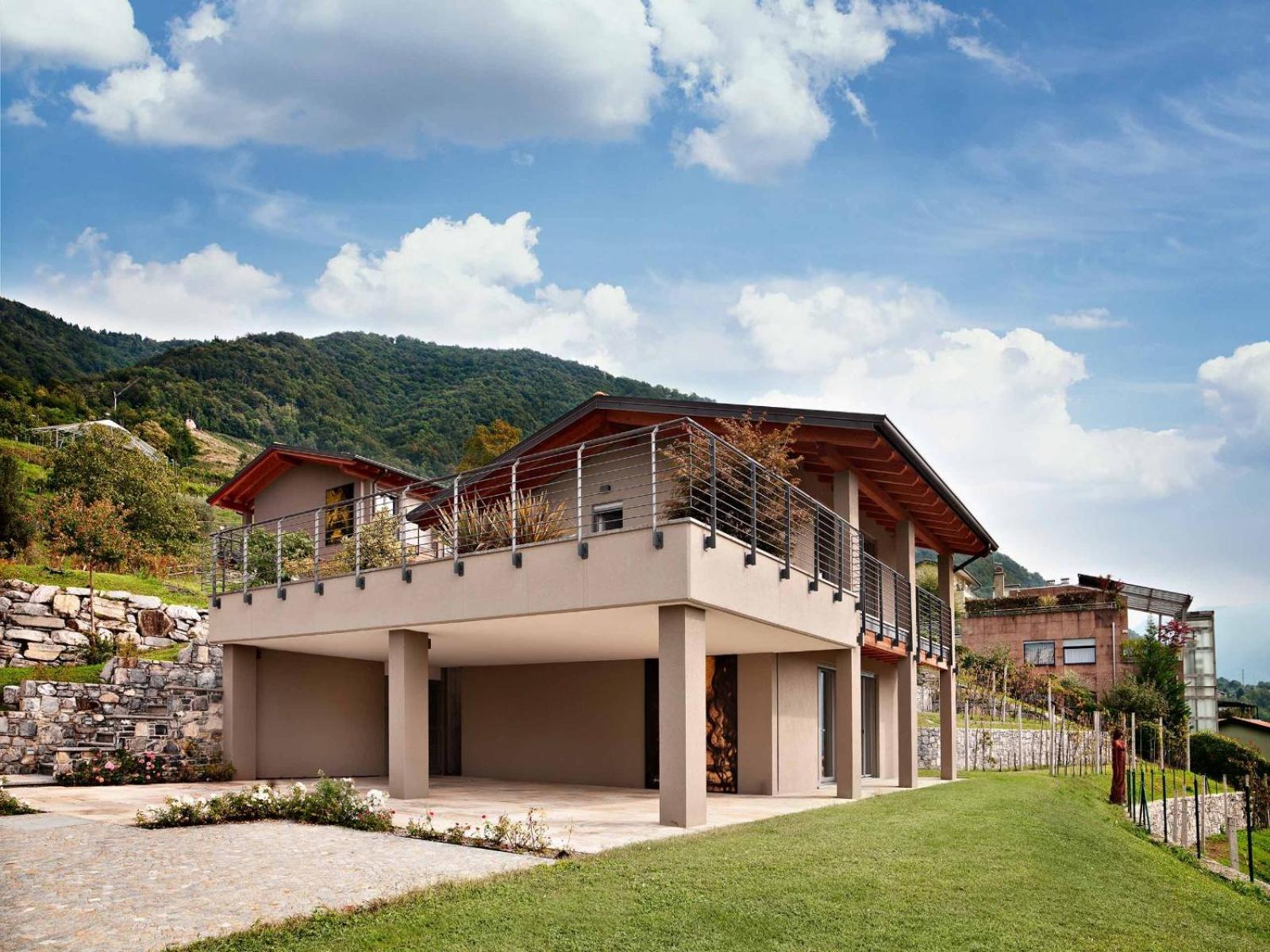 Appartamenti Caffe Maya Maslianico Exteriör bild