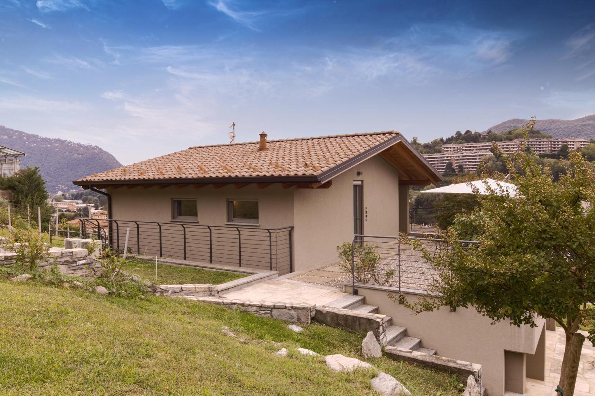 Appartamenti Caffe Maya Maslianico Exteriör bild